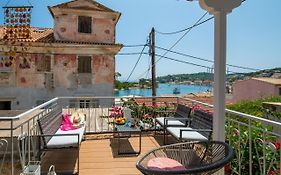 Paola'S Full Sea View House